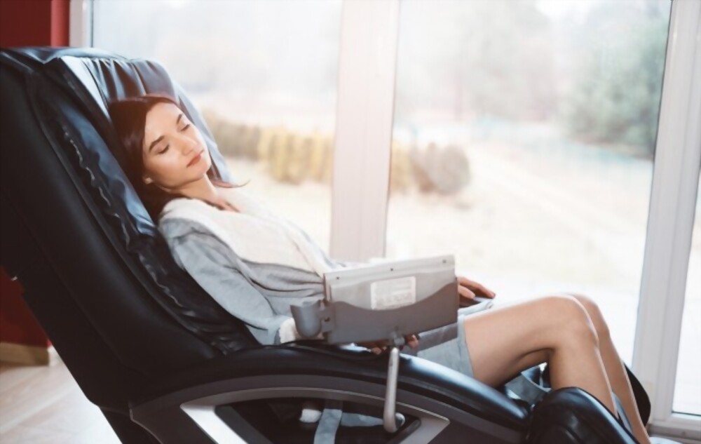 Can a massage chair hurt your back
